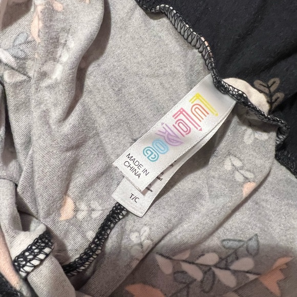 Halloween Lularoe Skull Legging - Picture 3 of 3